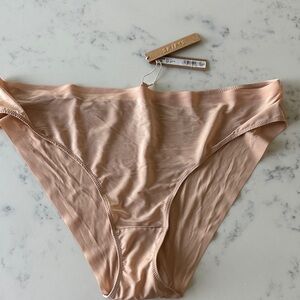 Skims Weightless Bikini 4X Mica NWT